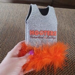 Limited edition Las Vegas Hooters Hotel Koozie